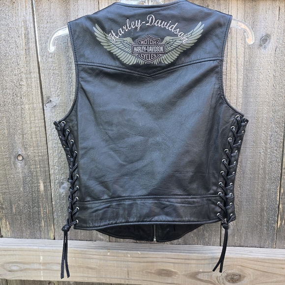 Harley-Davidson Vest Womens Medium Black Leather Biker Lace Up Sides Winged Logo - Picture 2 of 16